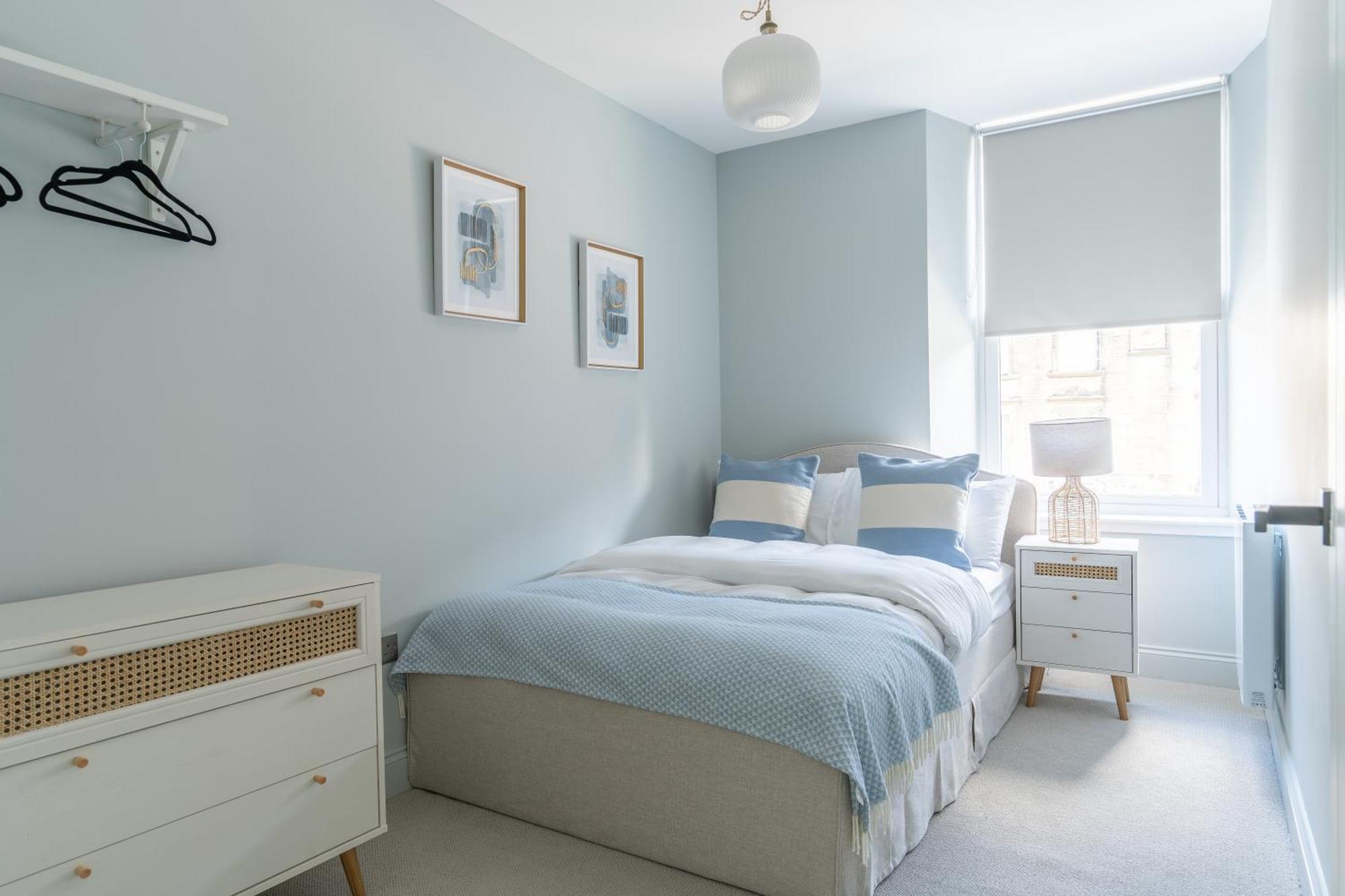 Apartment Prime Paisley